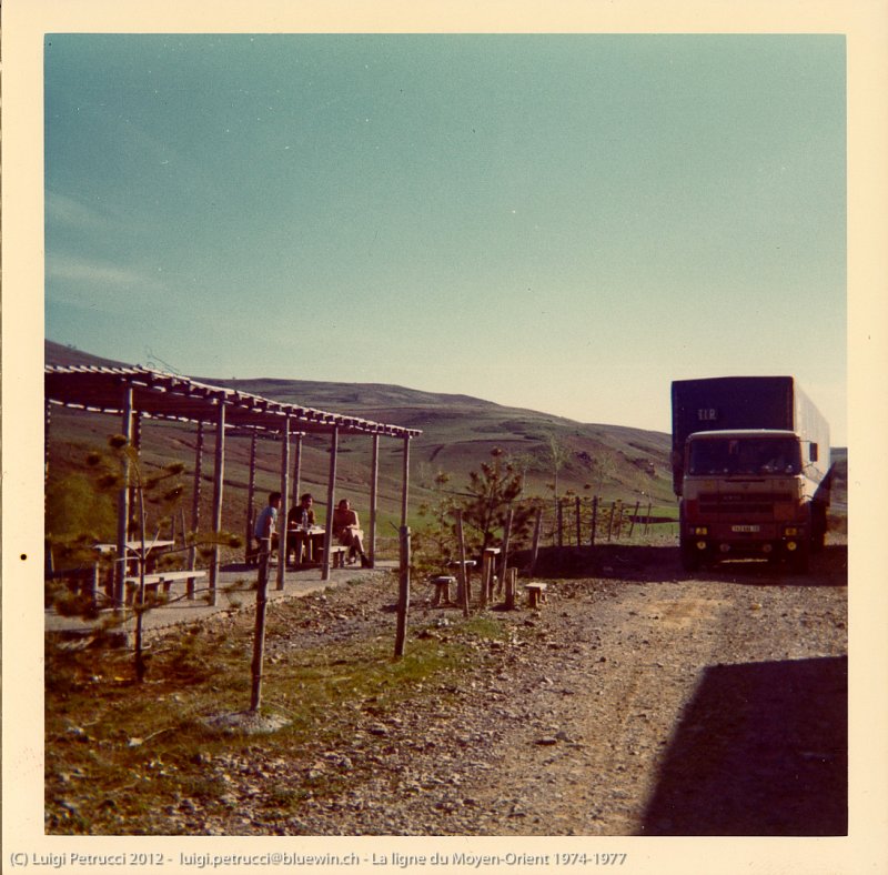La ligne diu Moyen-Orient de 1974 à 1977