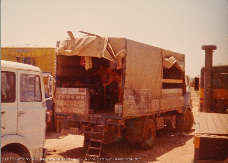 La ligne diu Moyen-Orient de 1974 à 1977