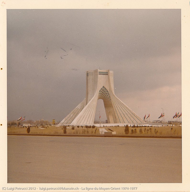La ligne diu Moyen-Orient de 1974 à 1977